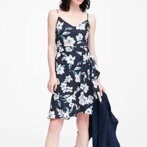 Banana Republic Midnight Blue Floral Flowy Dress Brand New 0